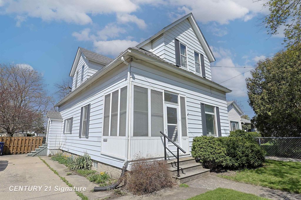 706 S Lincoln St, Bay City
