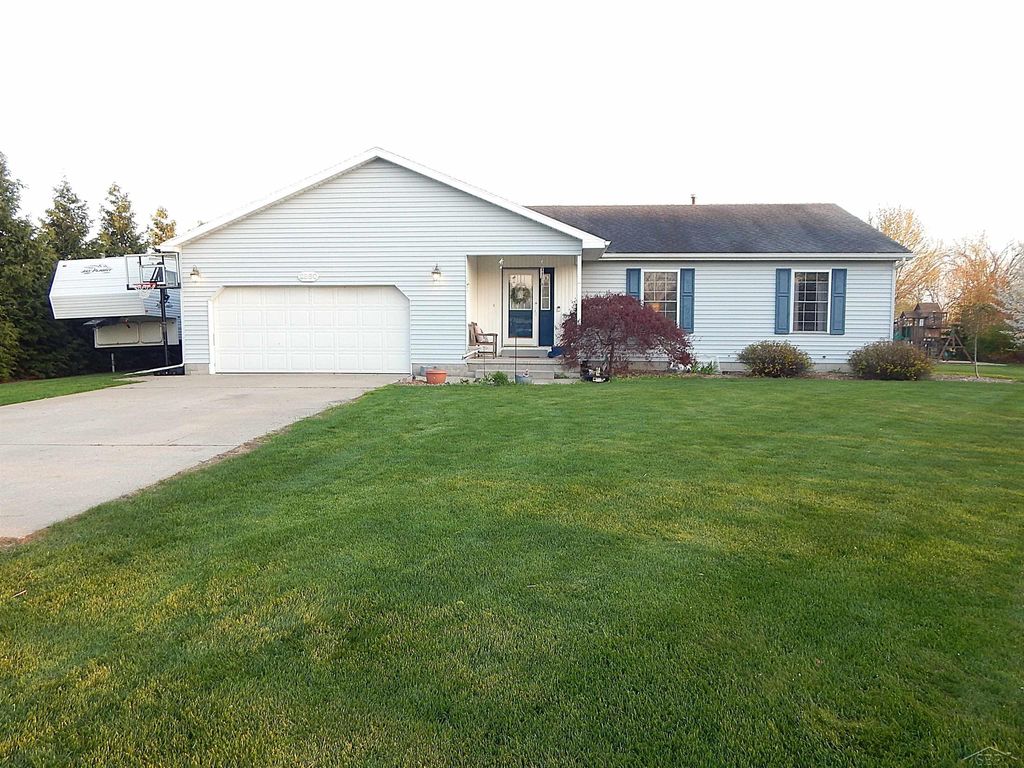 2880 E Fisher Rd, Bay City city