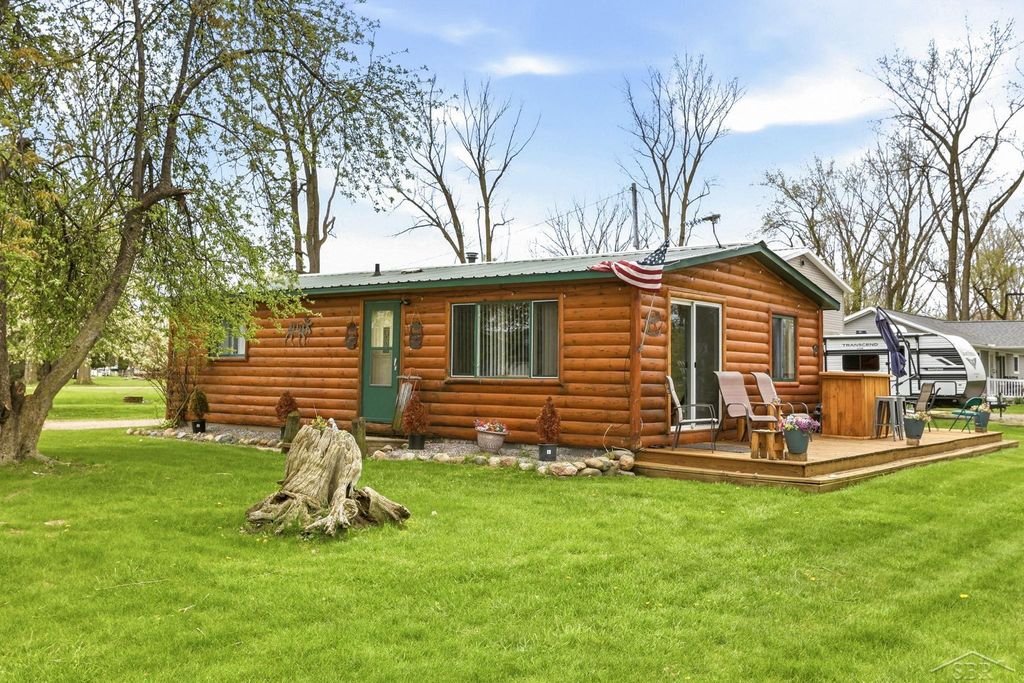 200 Sunrise, Bangor charter township