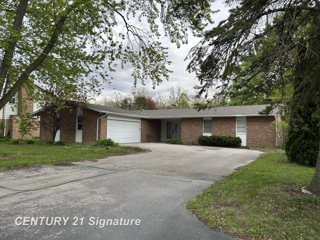 5144 Heidi Ln, Kochville township
