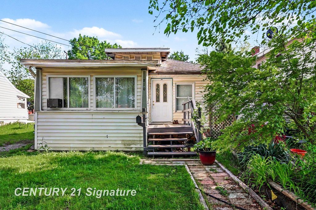 810 Mckinley St, Lansing city