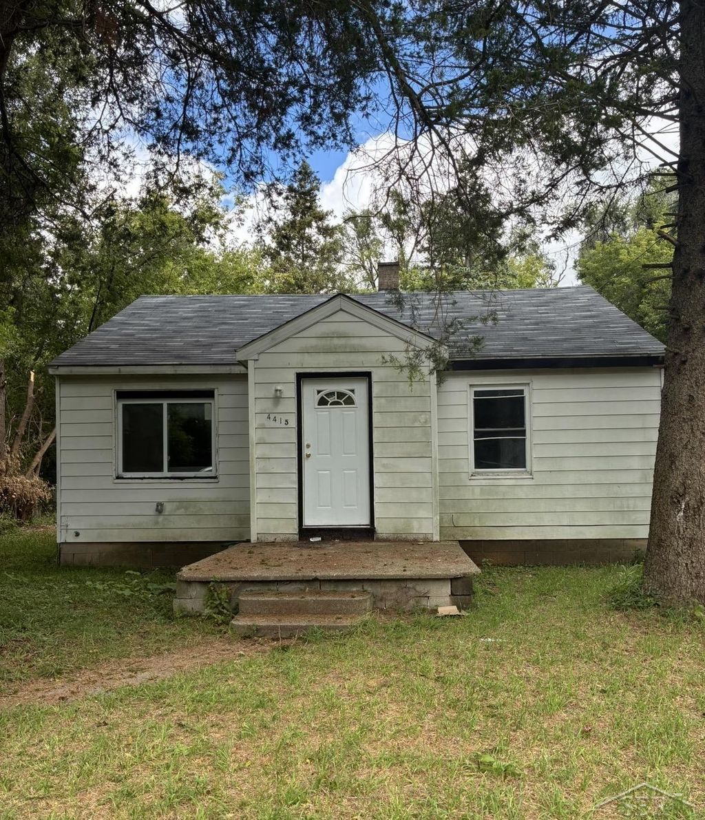 4415 Hiland St, Buena Vista charter township