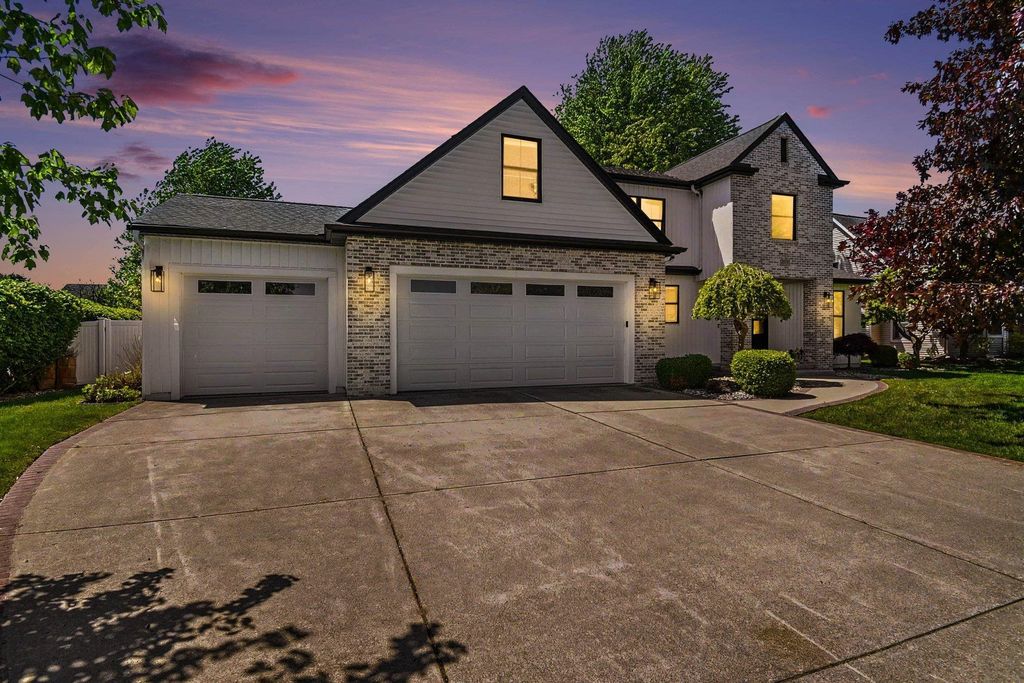 6715 Deer Run Trail Trl, Saginaw charter township