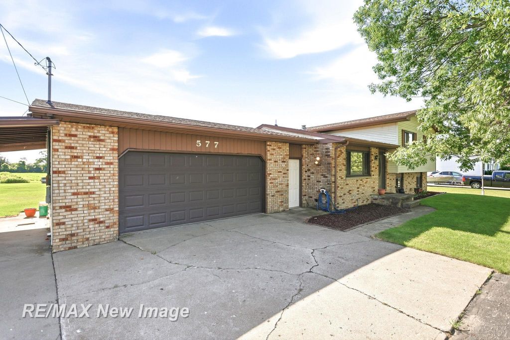 577 S Lincoln Rd, Portsmouth charter township