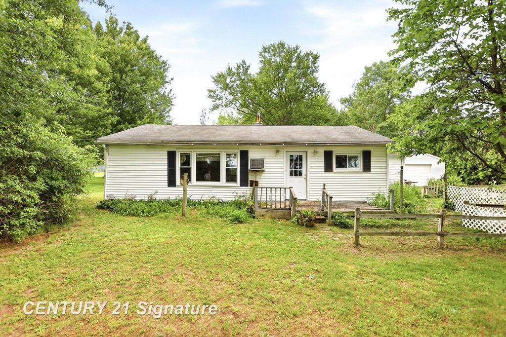 12097 Swan Creek Rd, Swan Creek township