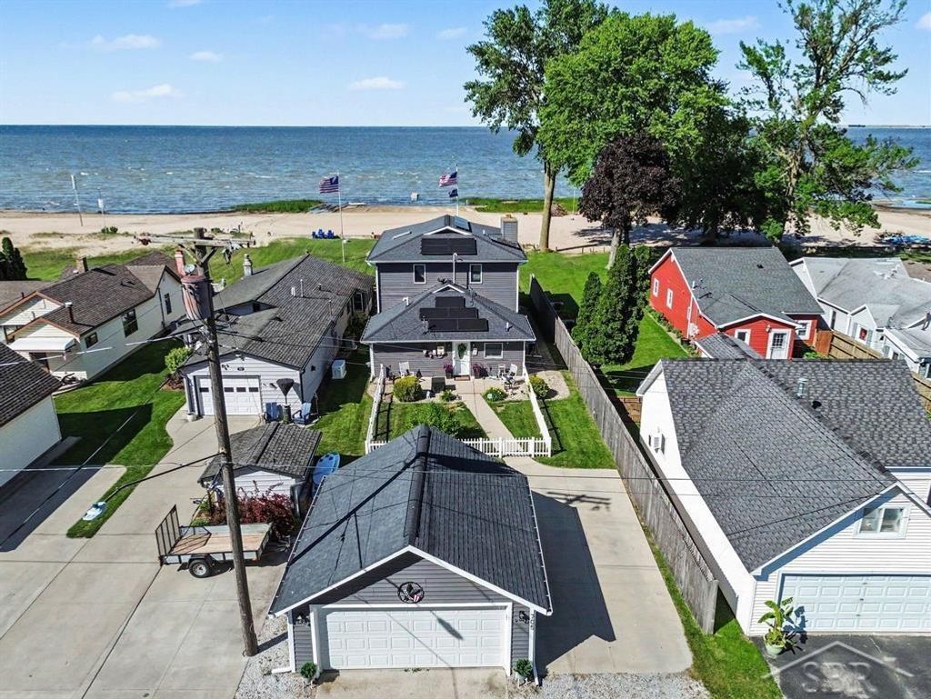 705 Bay Rd, Bangor charter township