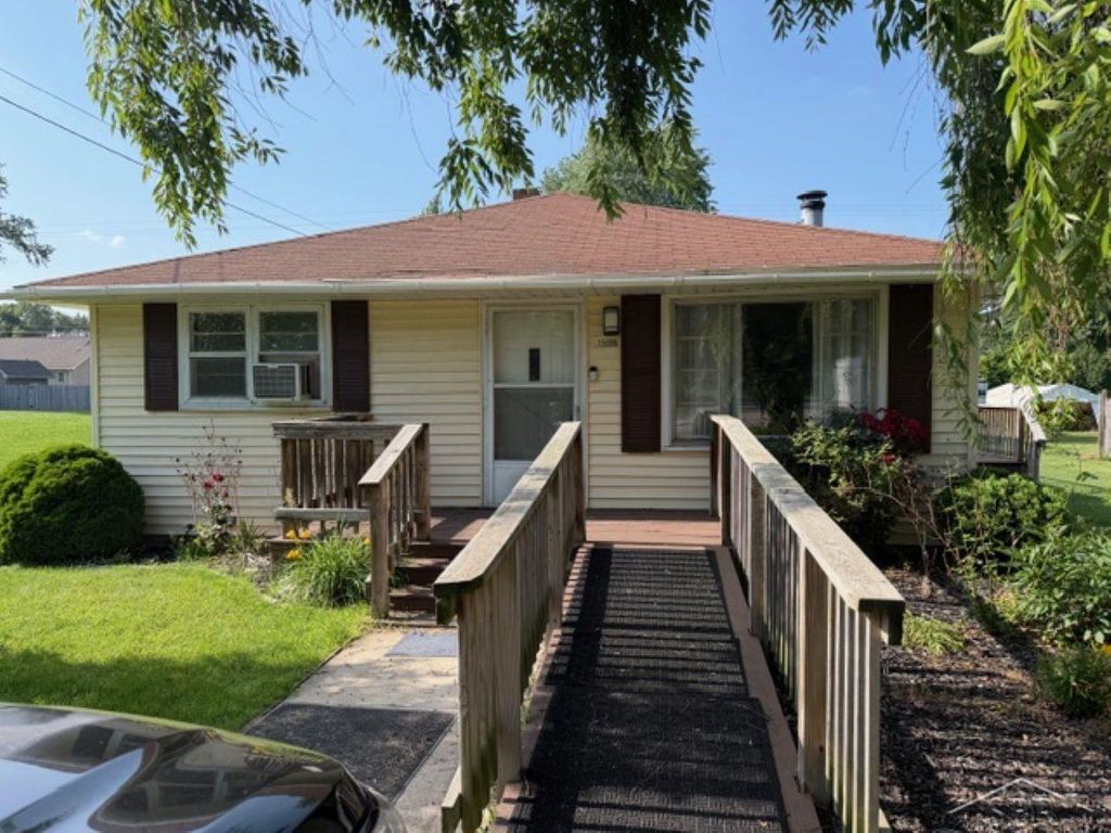15696 Gratiot Rd, Richland township
