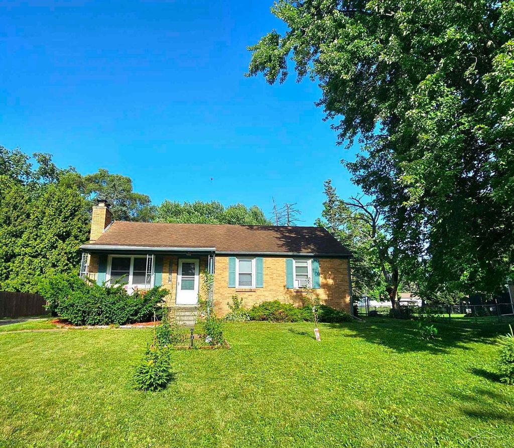 1241 Pius St, Saginaw charter township