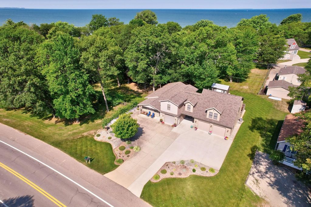 5852 Port Austin Rd, Caseville township