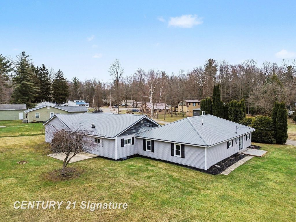 474 W Taylor Dr, Jerome township