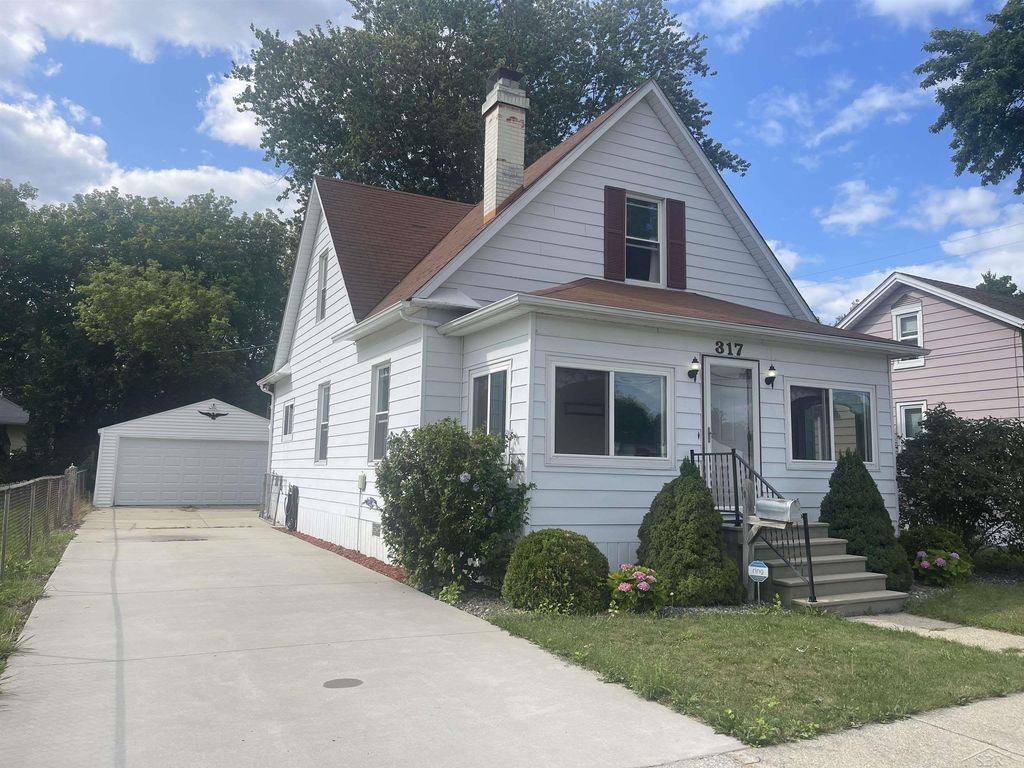 317 N Bates St, Saginaw city
