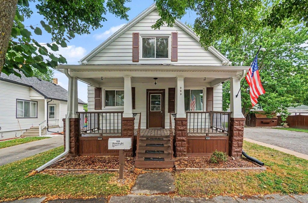 909 Michigan Ave, Bay City city