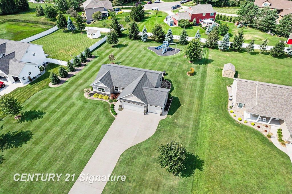 3863 E Letts Rd, Midland
