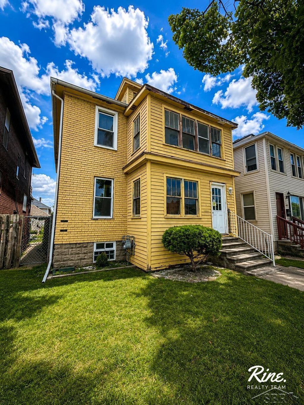 105 Maple St, River Rouge city