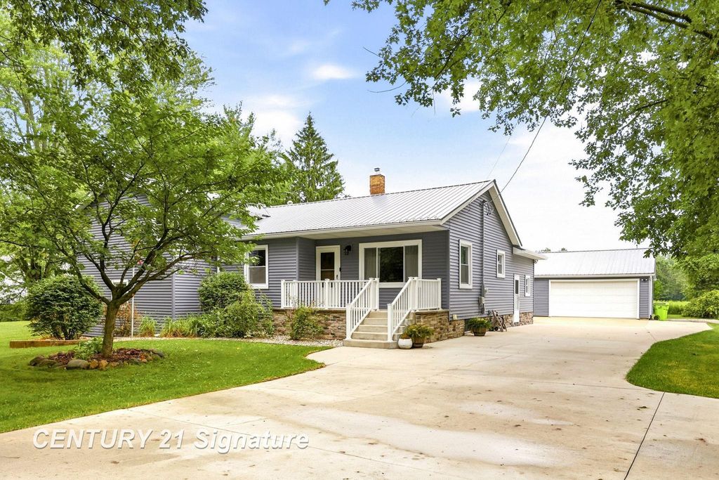 3063 E Gordonville Rd, Midland charter township