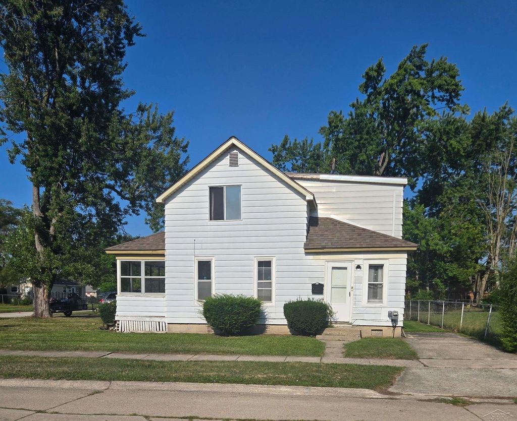 519 Bradley St, Saginaw