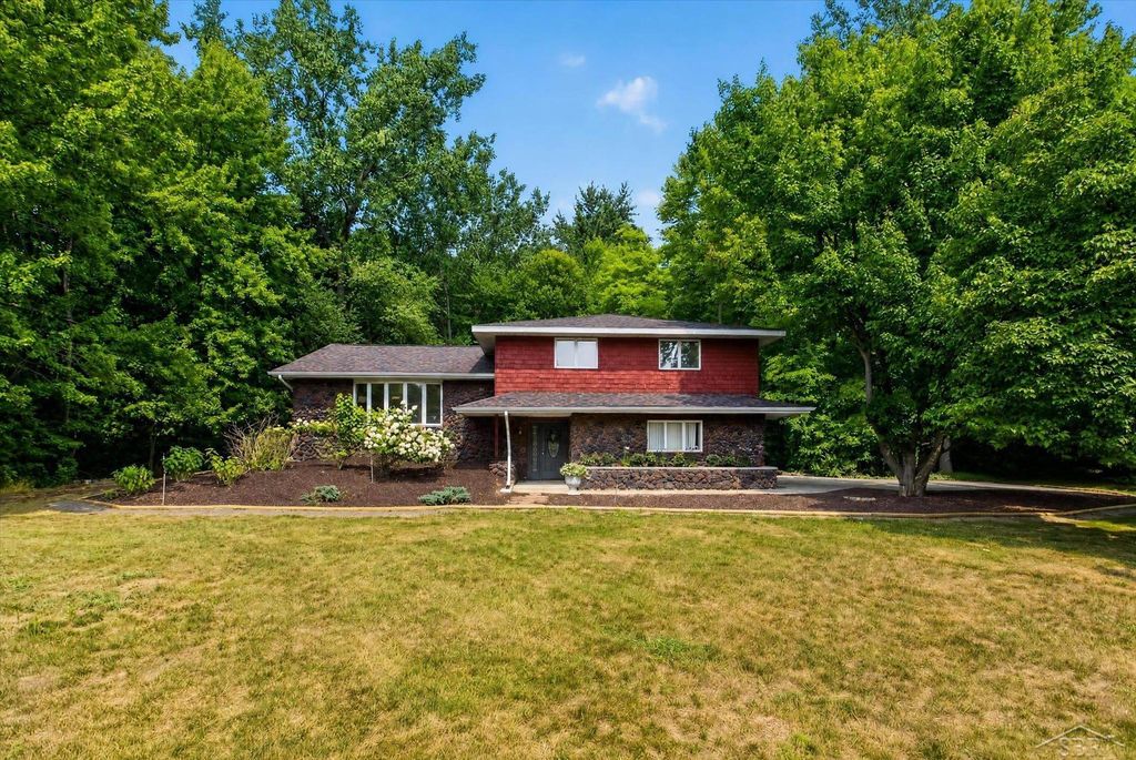 3783 E Kens Ln, Larkin charter township