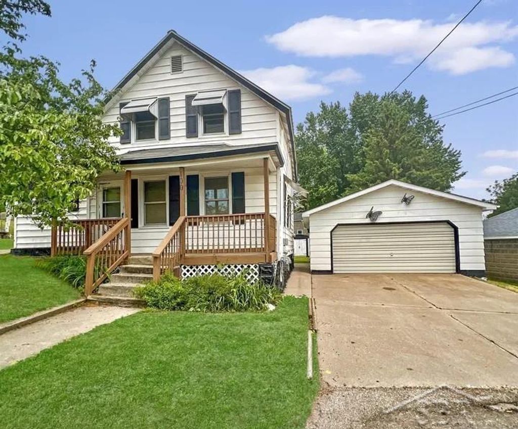 100 W Main Street St, Iron Mountain city