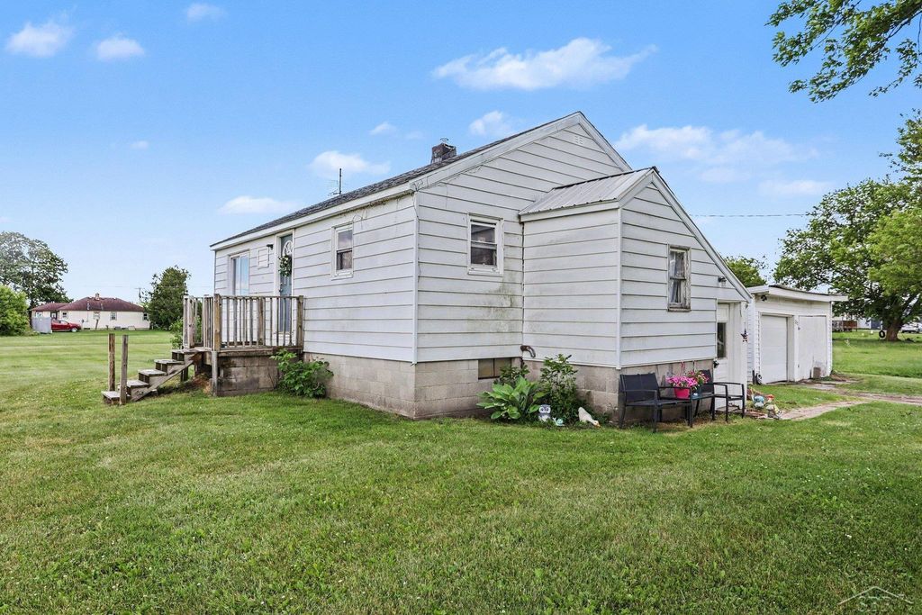 530 Crump St, Garfield township