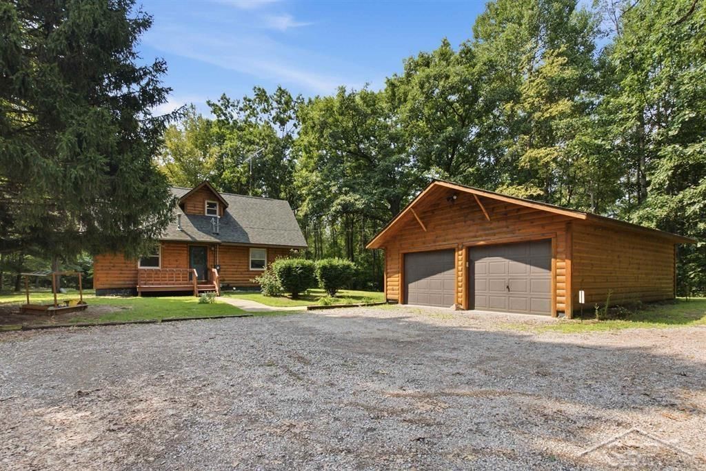 1583 S Long Rd, Buckeye township