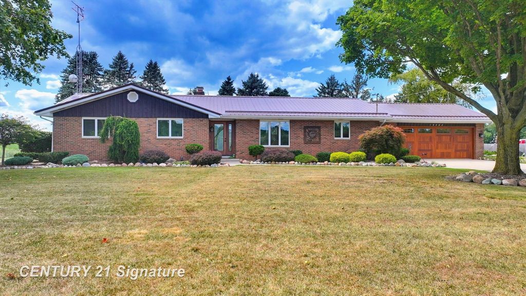 10463 N Woodbridge Rd, Wheeler township