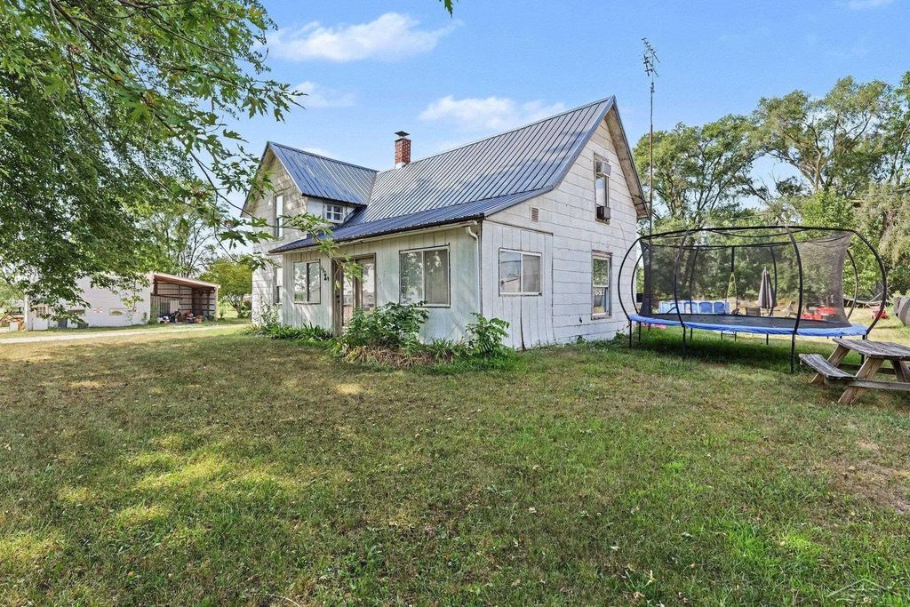 490 W Saginaw St, Breckenridge village