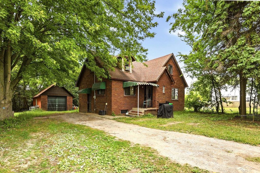 3734 Sheridan Rd, Spaulding township
