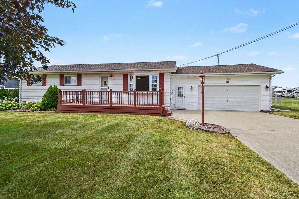 3728 3 Mile Rd, Monitor charter township