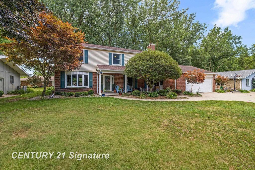2870 E Nottingham Dr, Saginaw charter township