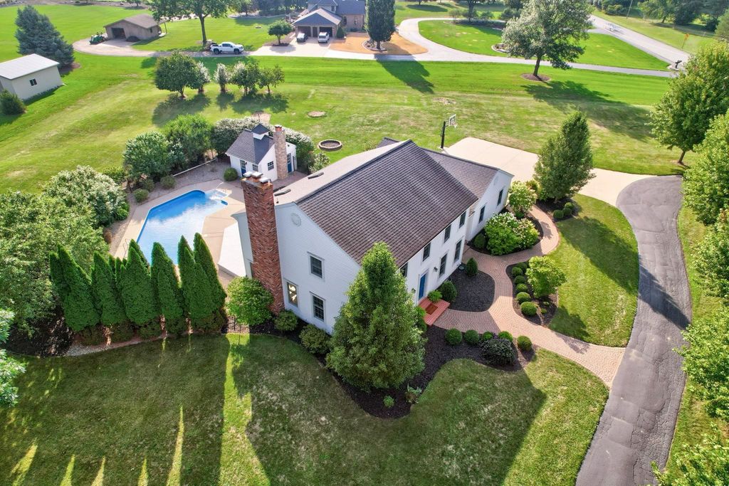7030 Maple, Frankenmuth township