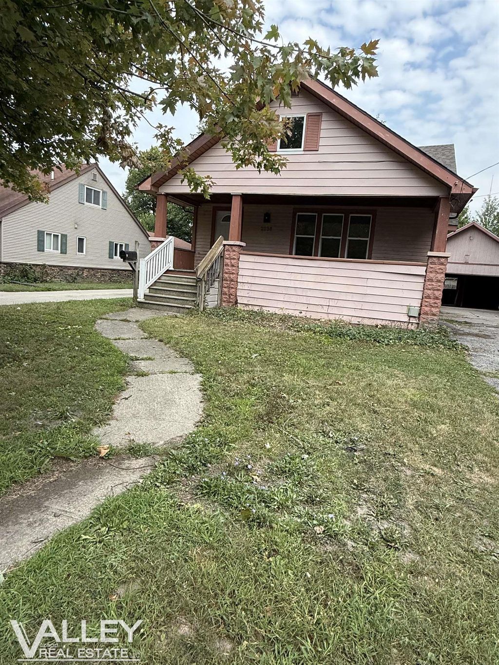 2236 Mc Ewan St, Saginaw