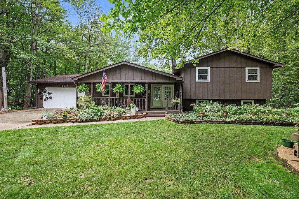 11495 Geddes Rd, Freeland