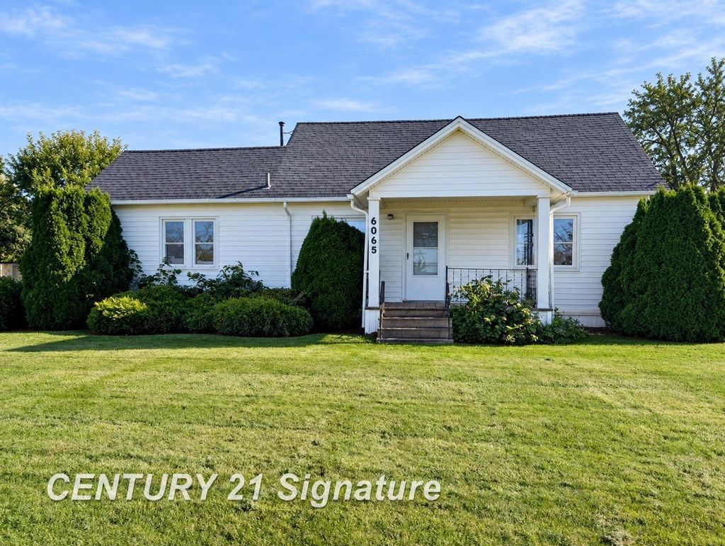 6065 Shattuck Rd, Saginaw