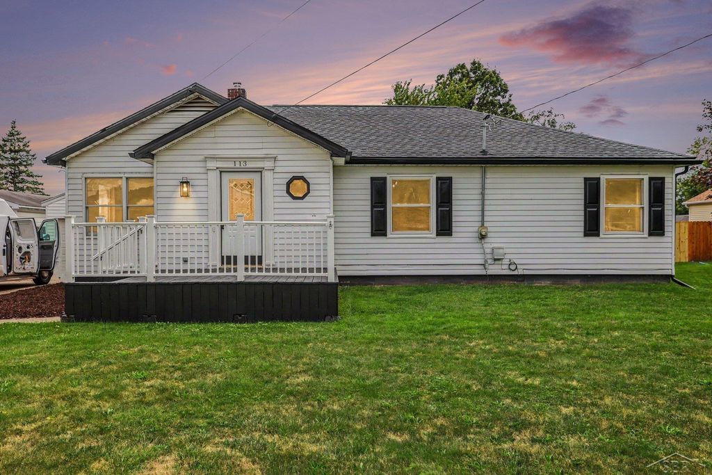 113 Maple St, Auburn