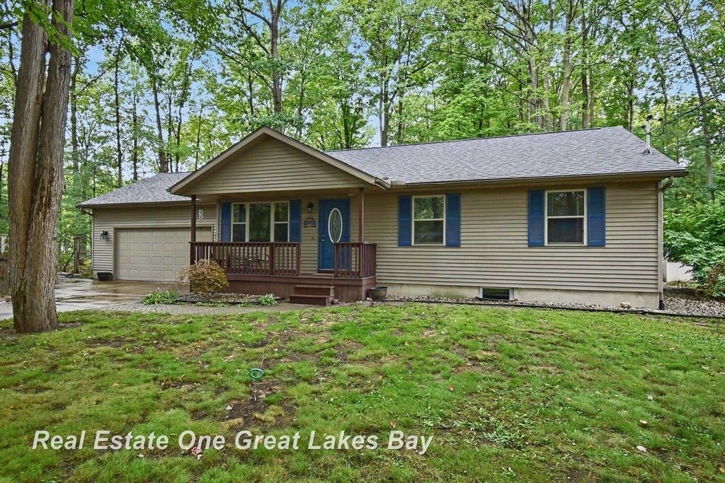 2567 N Starlite Ct, Sanford