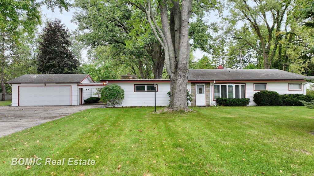 5161 S Washington Rd, Saginaw