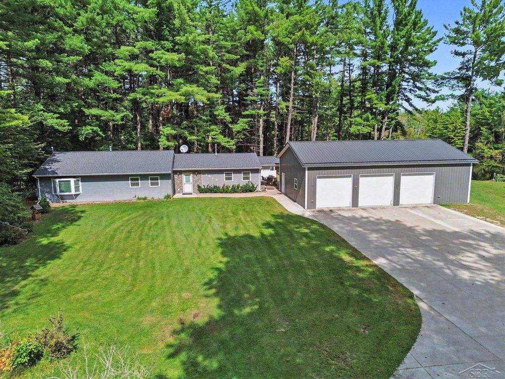 1019 E M-55 Rd, West Branch