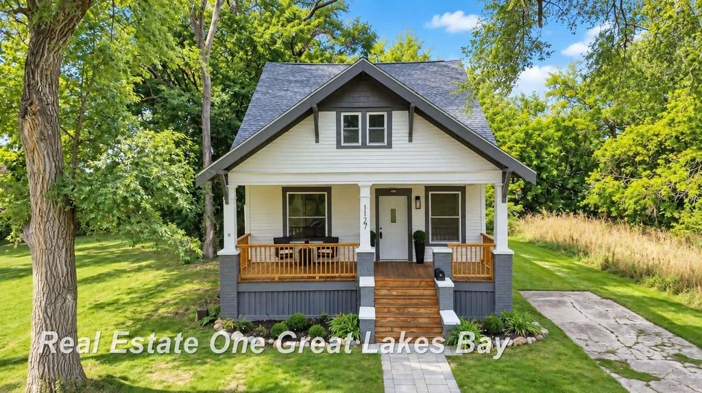 1127 Owen St, Saginaw