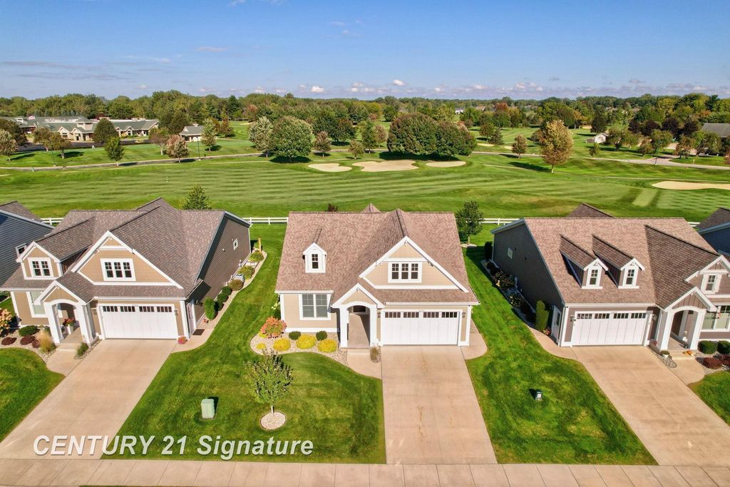 4295 Village Green, Freeland