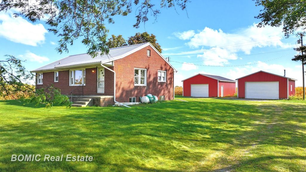 321 S Finn Rd, Munger