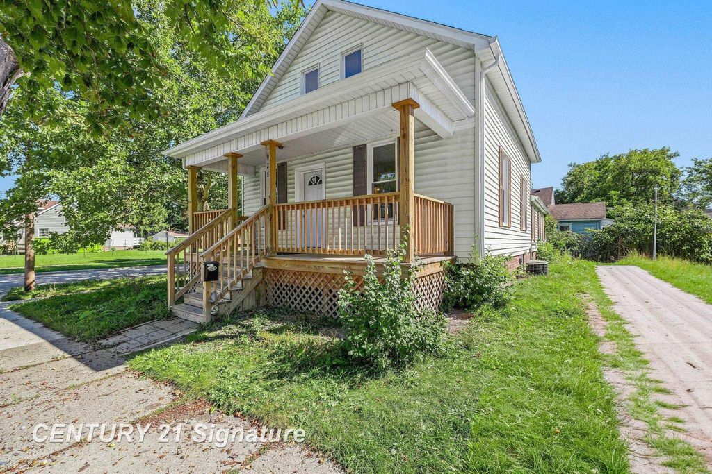 928 N Webster St, Saginaw
