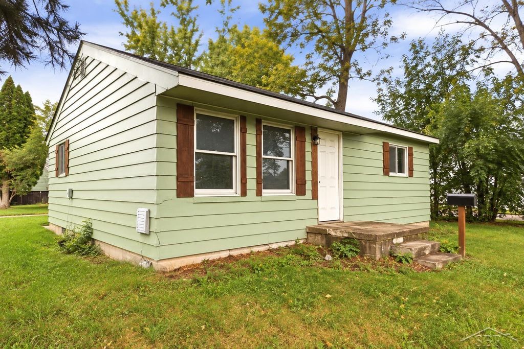 5025 Lodge St, Saginaw