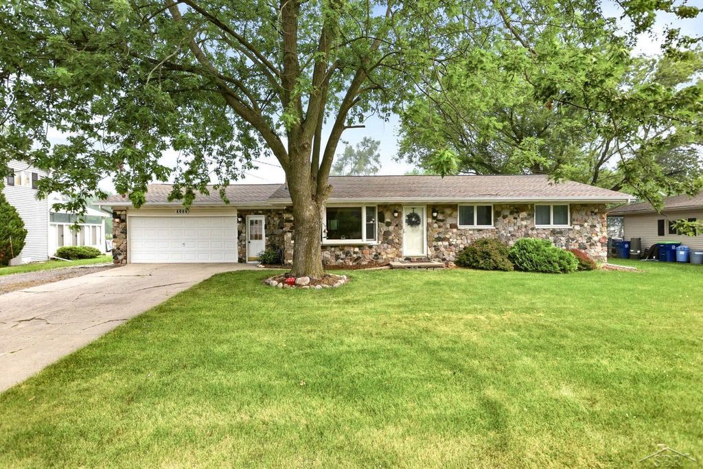 4060 Diceglie Ct, Kochville