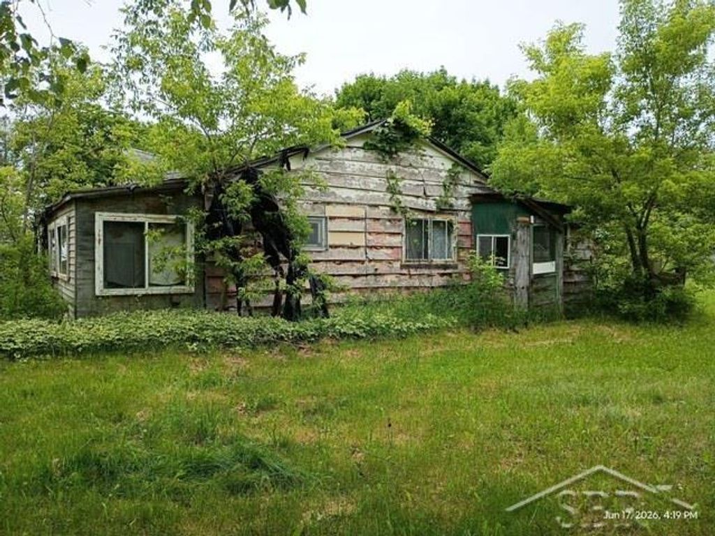3604 French Rd, Alpena