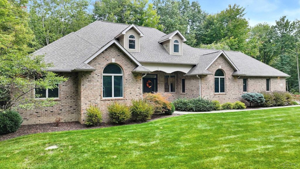 3116 N Gleaner Rd, Freeland