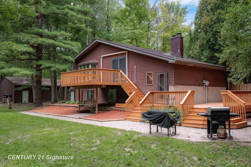 119 W Love Rd, Sanford