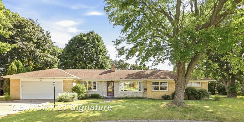 40 Shadyside Ct, Saginaw