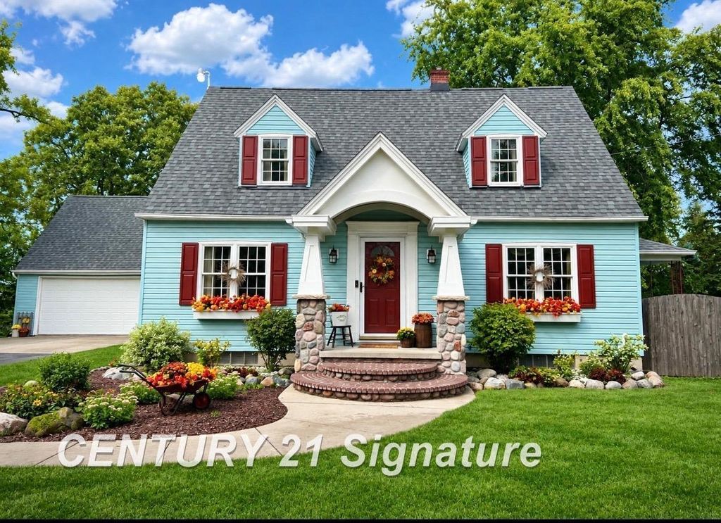 7200 Pierce Rd, Freeland