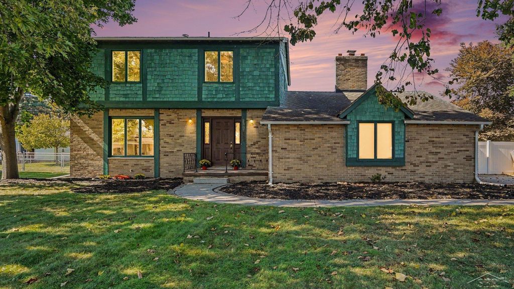 4464 W Park Dr, Bay City