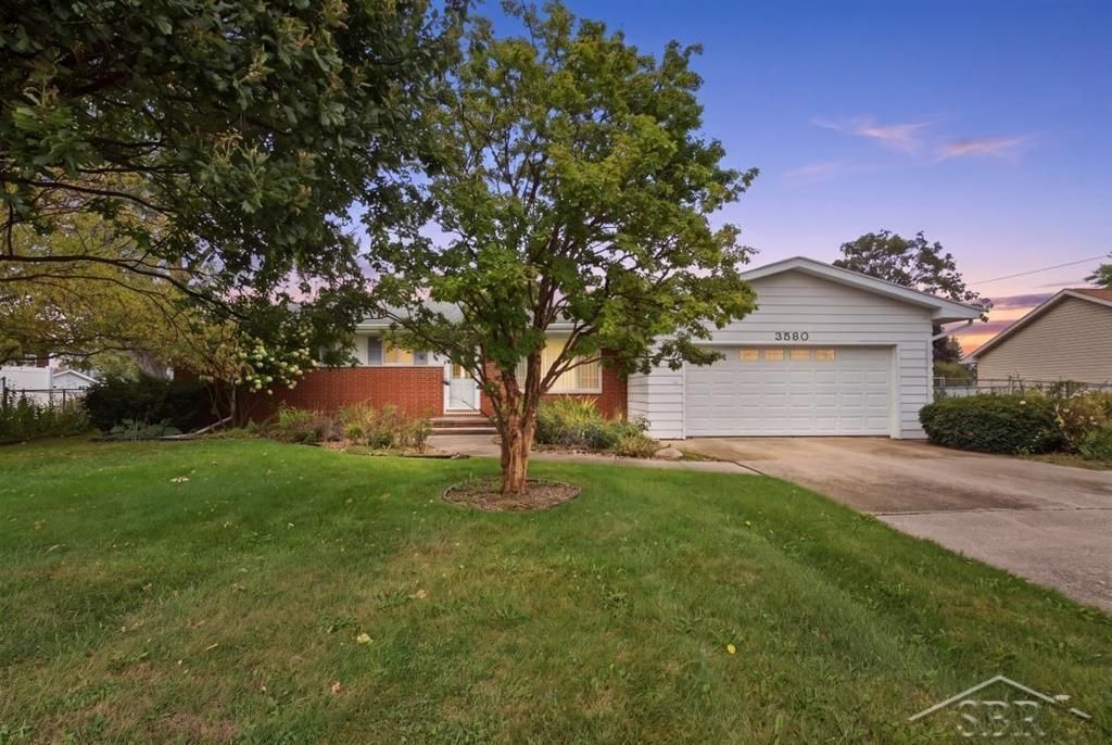 3580 Butternut Ln, Saginaw